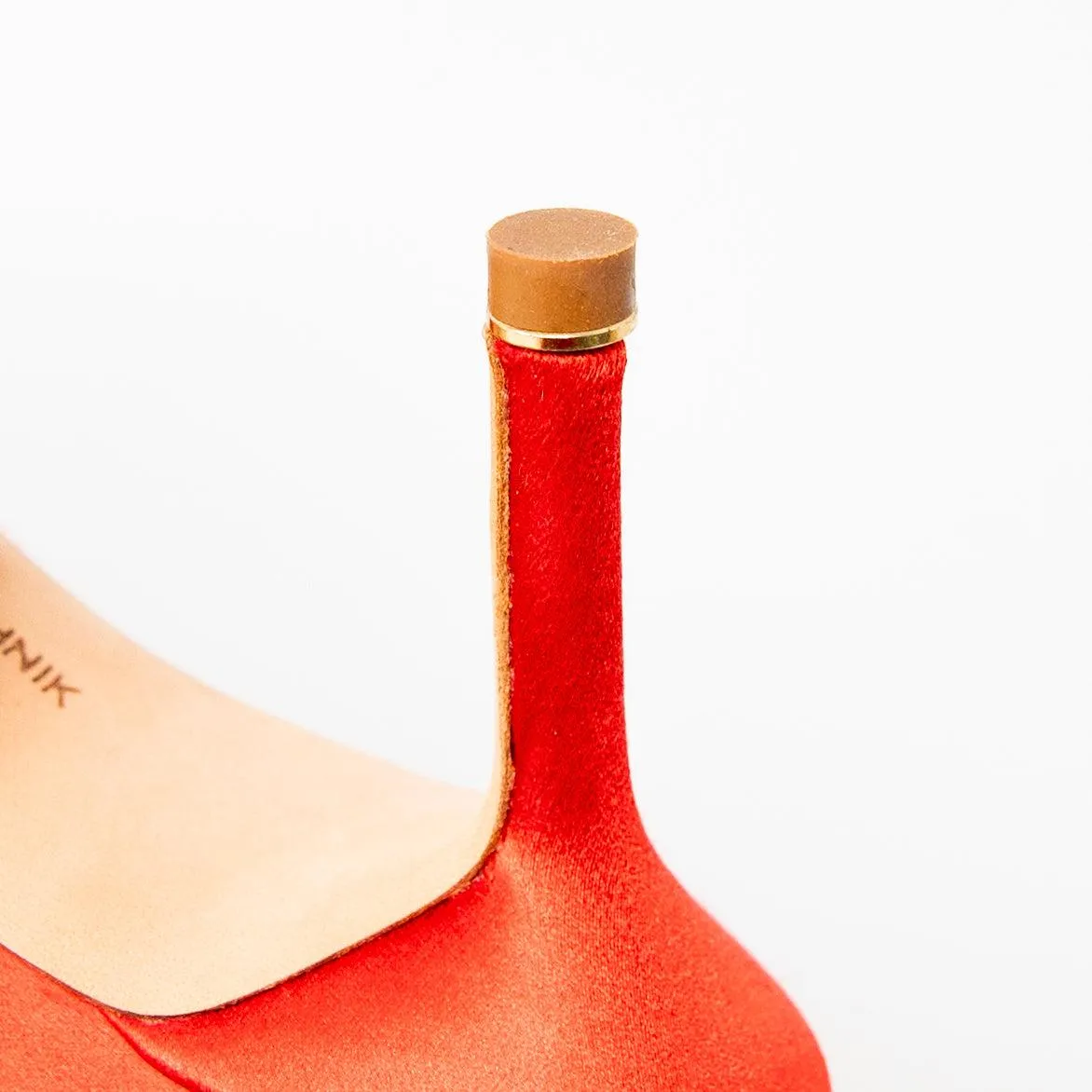 Manolo Blahnik Red Satin Hangisi Pumps 37