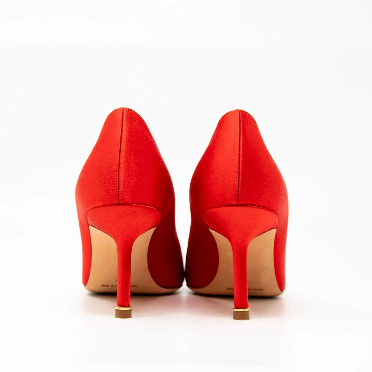 Manolo Blahnik Red Satin Hangisi Pumps 37