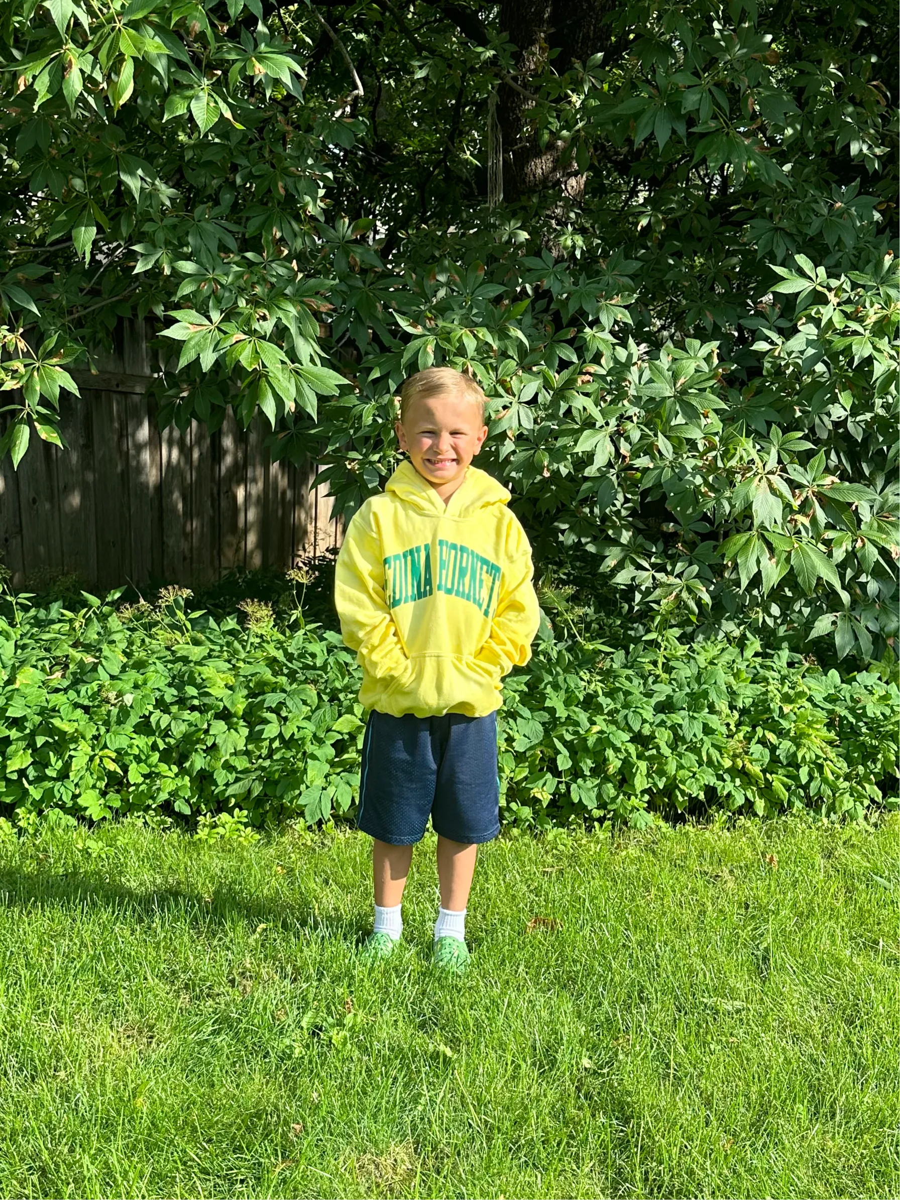 Youth Yellow Hoody Edina Hornets